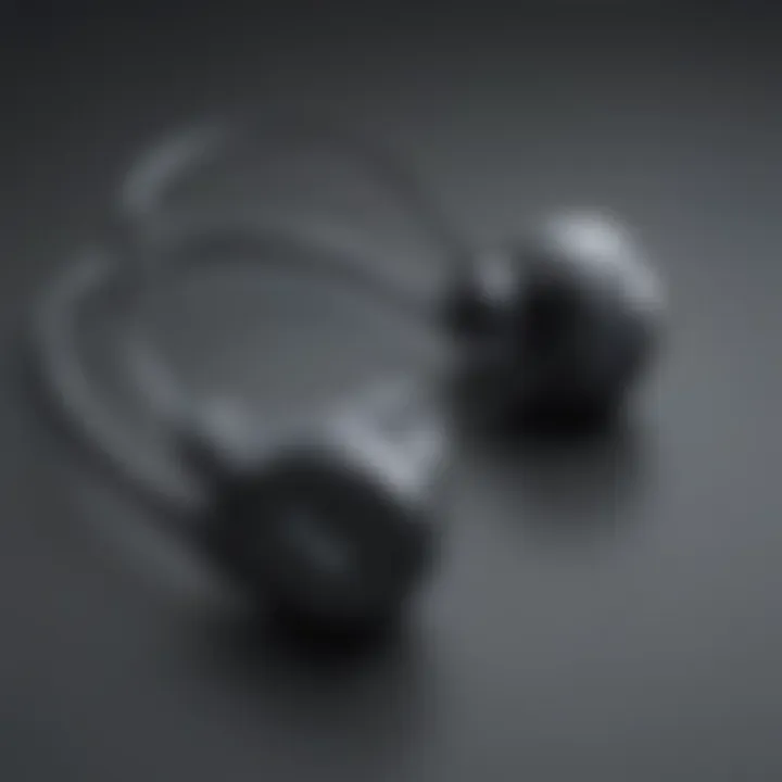 Compact and lightweight earbuds